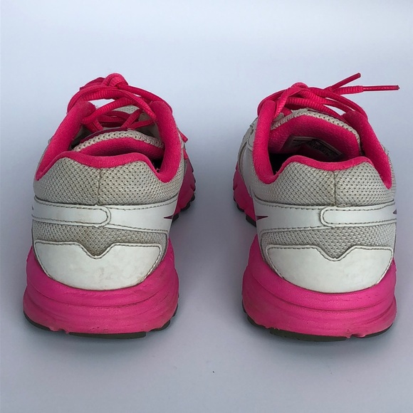 NIKE Women’s Air Relentless 3 Running, size 7 - Picture 3 of 8
